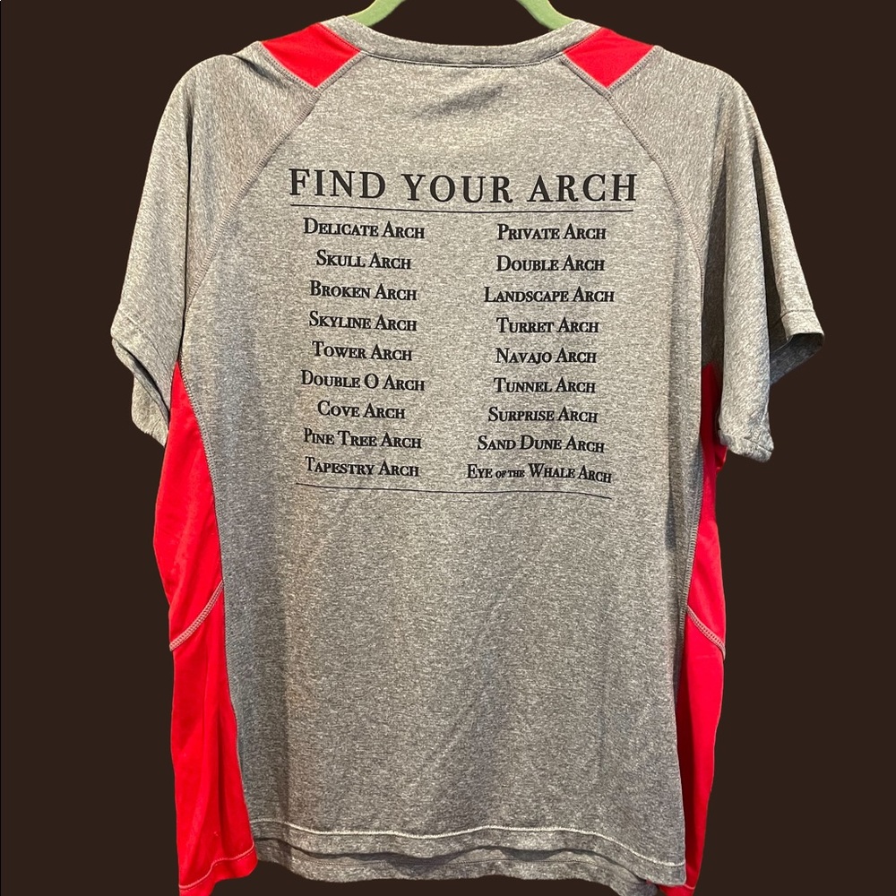 Sport-Tek Ladies XL V Neck Arches National Park Performance Tee Shirt XL - Picture 3 of 5